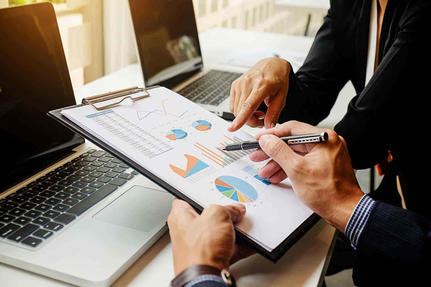Business Operations with Artificialwit